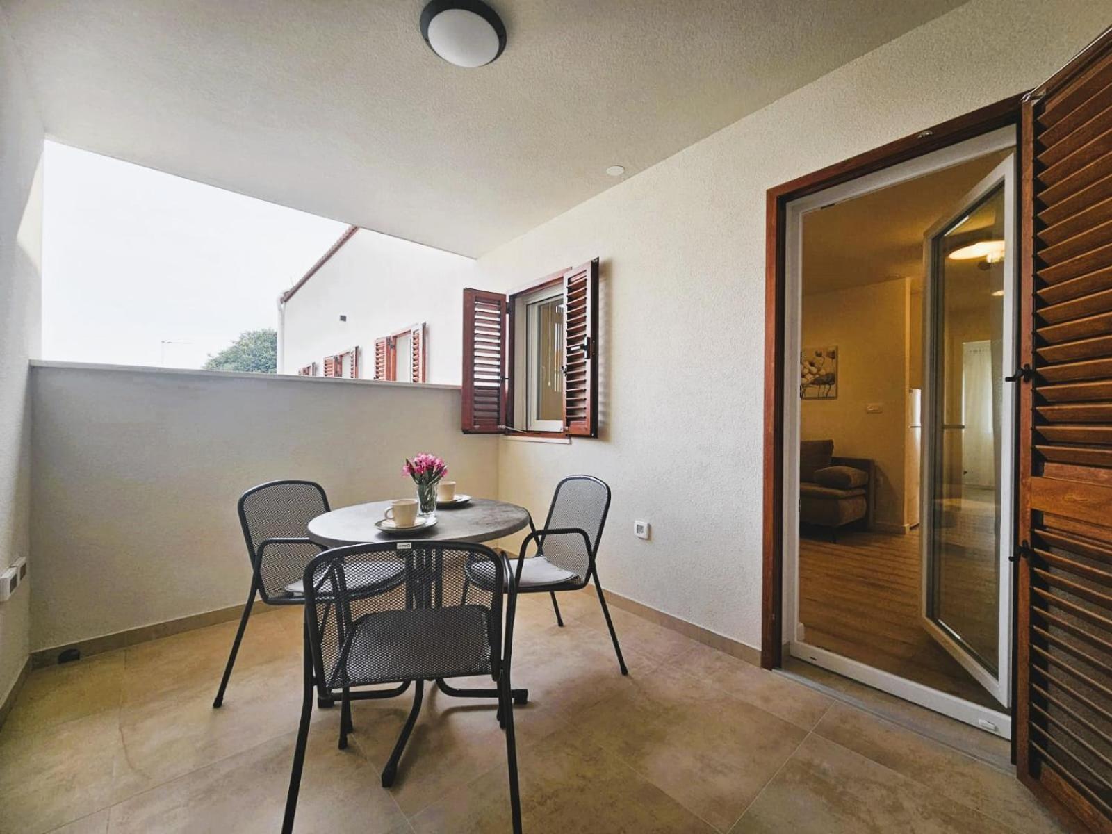 Apartments Miamare 2 Primošten Kültér fotó