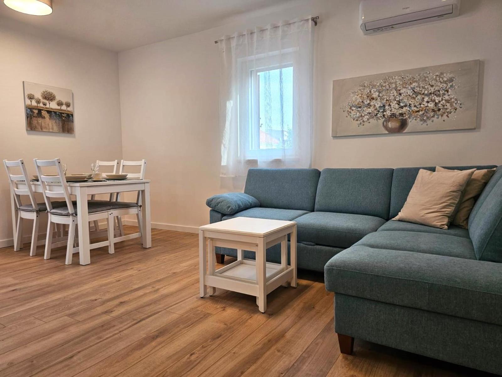 Apartments Miamare 2 Primošten Szoba fotó